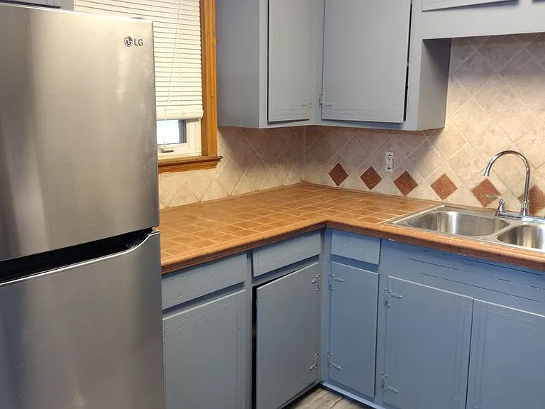 1817 E Boundary Rd — Photo 2