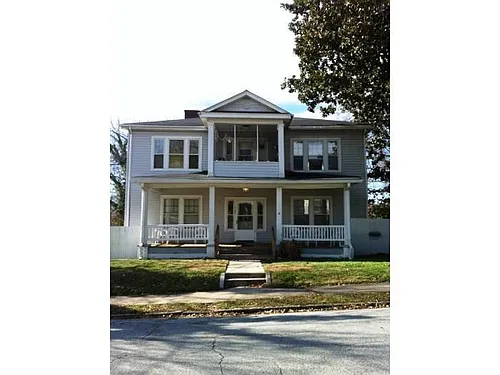 409 N Cedar St #D Photo 1