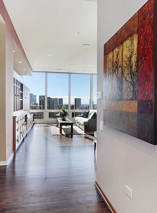 3rd image of 500 W Superior St Unit 2303