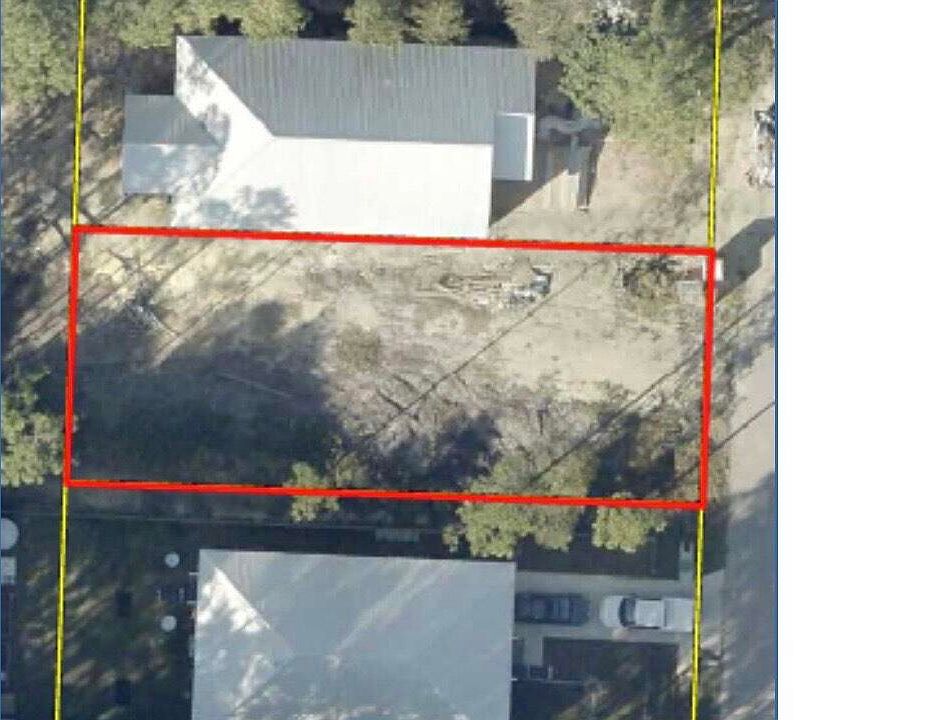 1st image of 11 S 2nd St