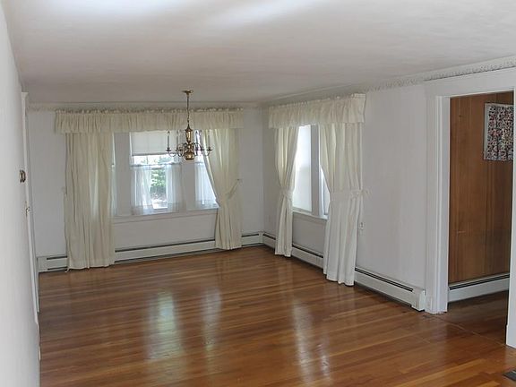4th image of 118 Highland Ave