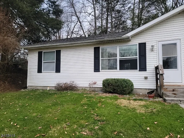 309 Wagon Wheel Rd #B — Photo 1