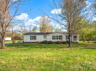 5708 Harwell Rd, Catawba, NC 28609
