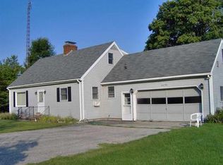 8205 Old Us 31 Hwy N, Charlevoix, MI 49720