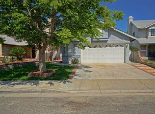 28532 Sugar Pine Way, Santa Clarita, CA 91390