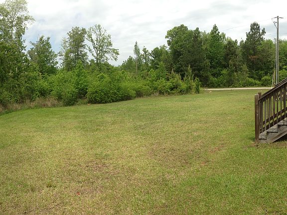 Back Yard (Little Girl Does Not Come with Unit :)