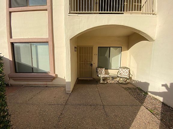 2nd image of 1017 E Maryland Ave Unit 101