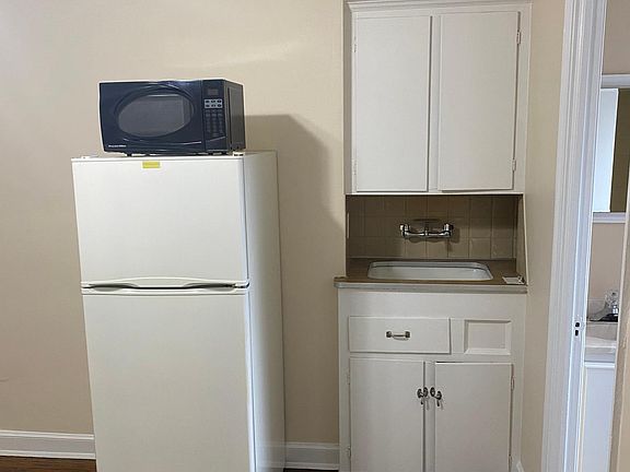 3rd image of 12031 Edgewater Dr #106