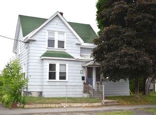17 Katahdin Ave, Millinocket, ME 04462