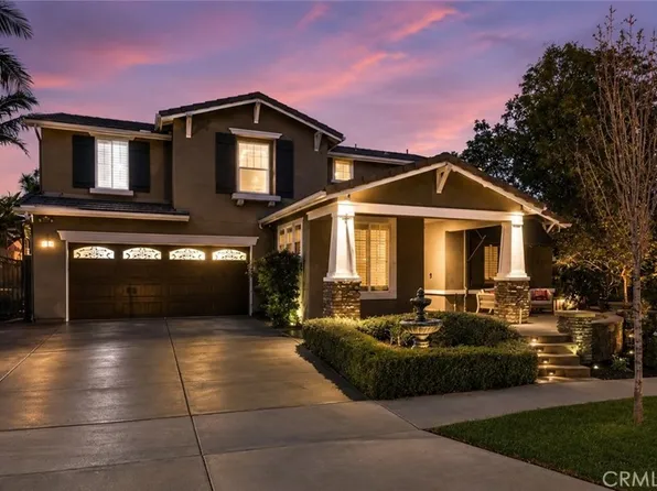 685 White Mountain Cir, Corona, CA 92881