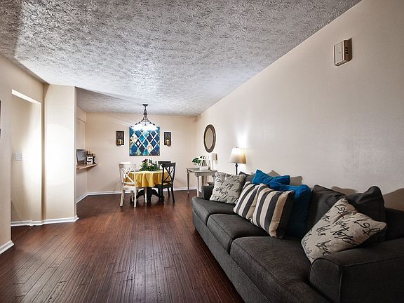4th image of 603 Clarinet Blvd E #603