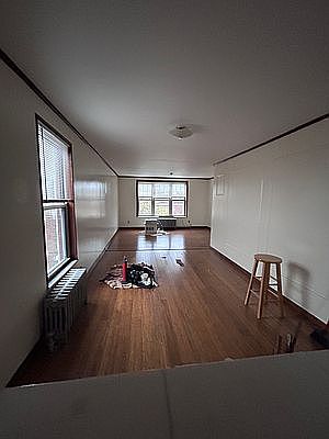 3rd image of 2832 46th St #2