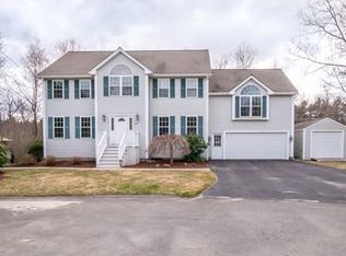 100 Eastgate Rd, Tewksbury, MA 01876