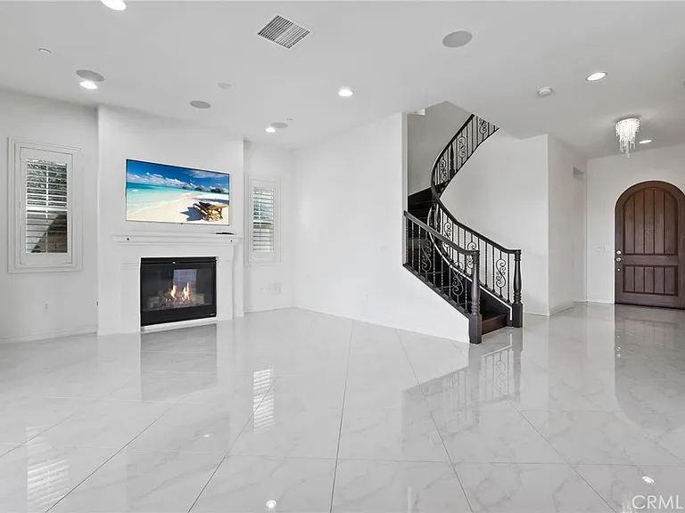 51 Heliotrope — Photo 6