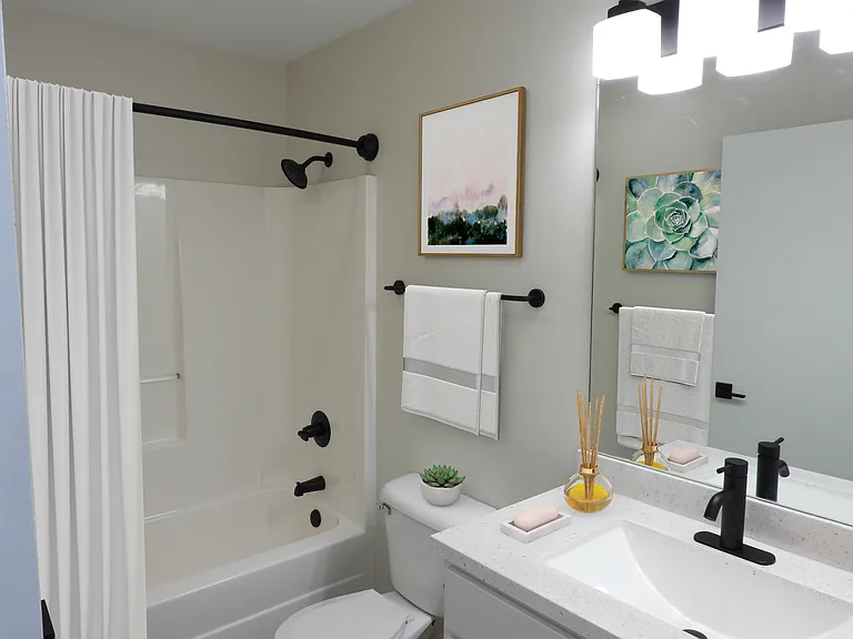 New Scheme, Two Bed, One Bath, Style 1