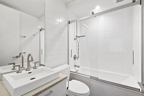 Rented by Living New York | media 58