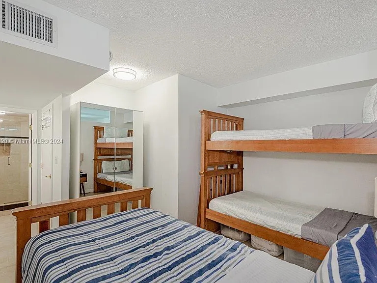 2301 Collins Ave #803 — Photo 13