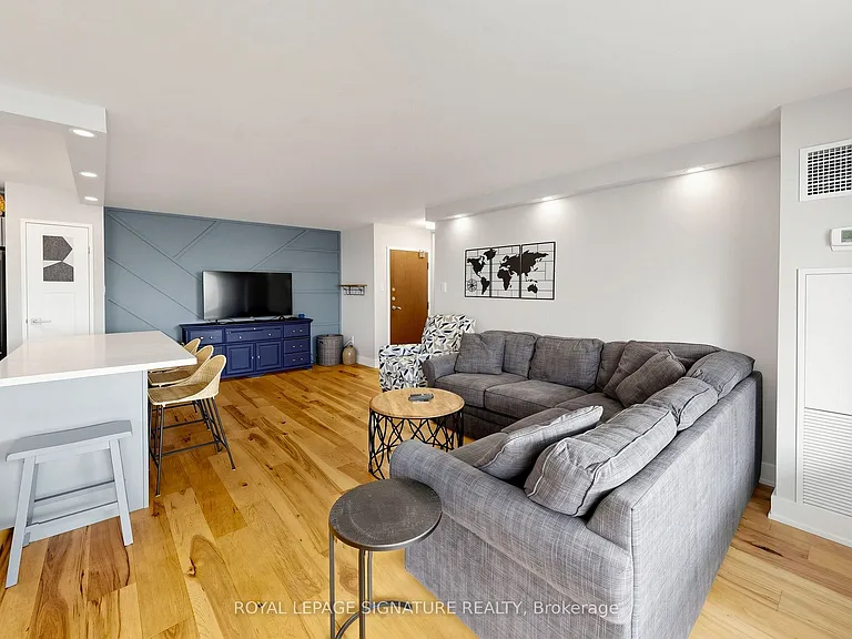 100 Quebec Ave #1505 — Photo 5
