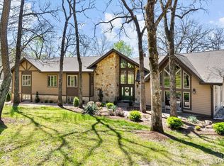 16480 Walnut Rail Rd, Chesterfield, MO 63005