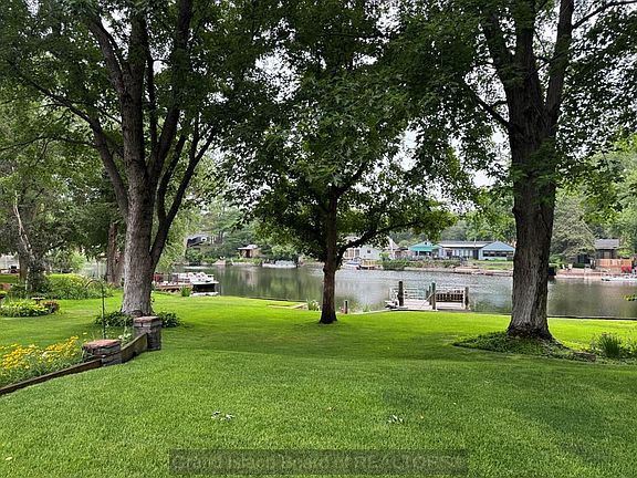5th image of 57 Kuester Lk