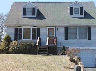 63 Sunset Ave, Poughkeepsie, NY 12601