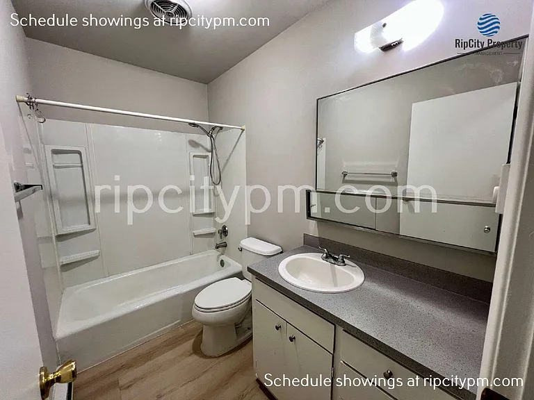 21723 SE Alder Dr #5 — Photo 6