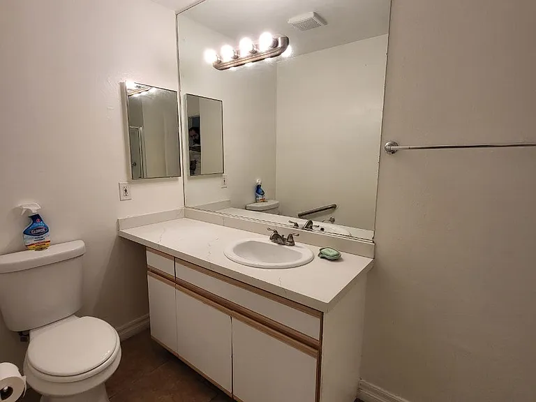 121 Sinclair Ave — Photo 18