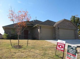 2704 Green Cyn, Edmond, OK 73013