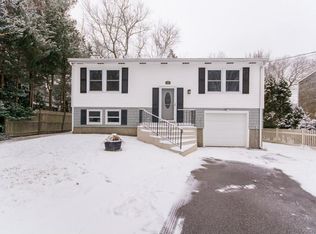 9 Riptide St, Jamestown, RI 02835