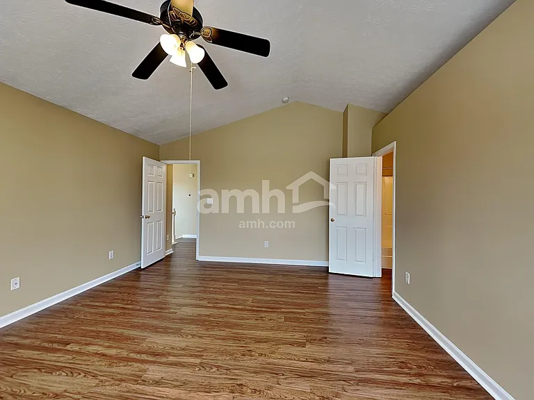 5666 Congressional Pl — Photo 10