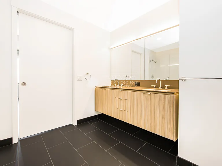 45 Bartlett St #705 — Photo 15
