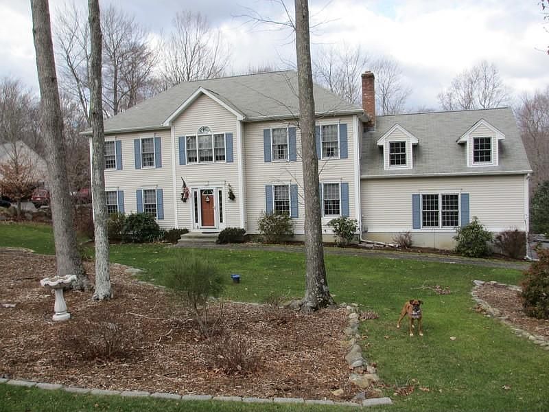 Outstanding Colonial