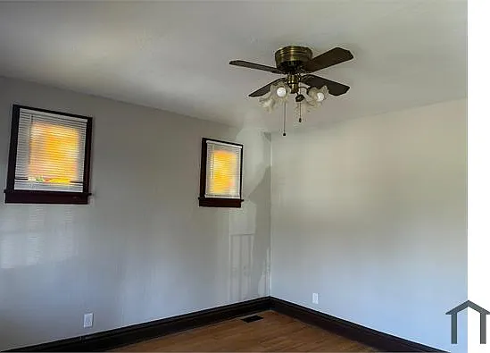2 bed, $1,200 — Photo 2
