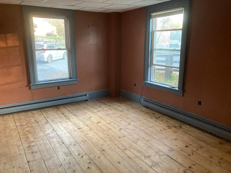 1127 Main St #A — Photo 5