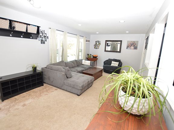 5th image of 5409 Thelen Ave