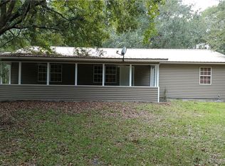 394 Jeff Rd, Waynesville, GA 31566