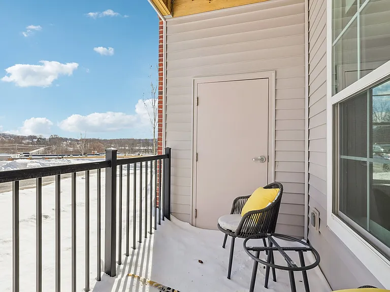 Berkshire Apartments — Photo 50