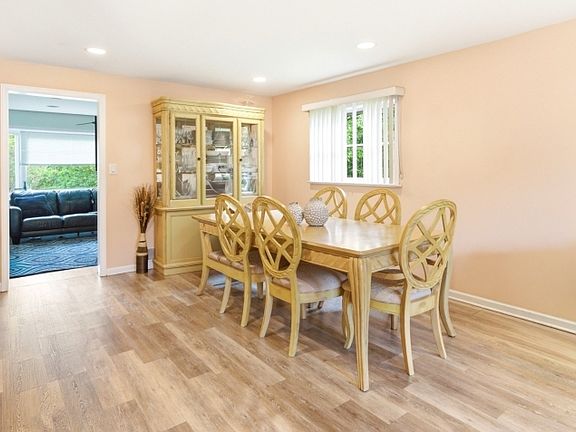 3rd image of 26 Cornell St