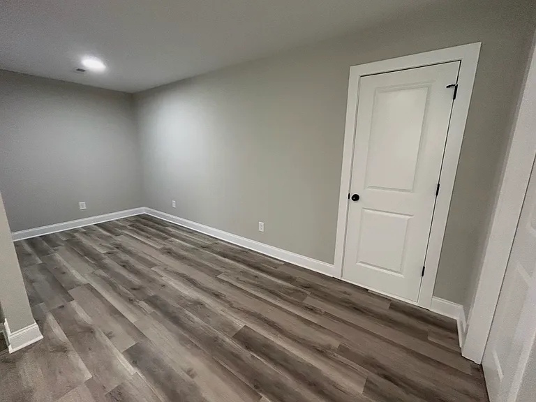 115 Woodstone Ln — Photo 15