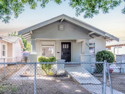 2042 E Lewis Ave, Fresno, CA, 93701