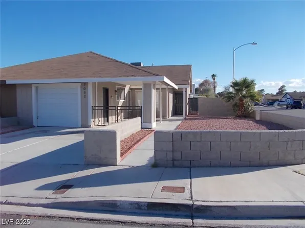 7053 Mountain Meadow Ln, Las Vegas, NV 89147