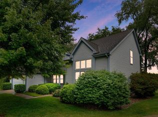 1753 Wildcat Ct, Valparaiso, IN 46385