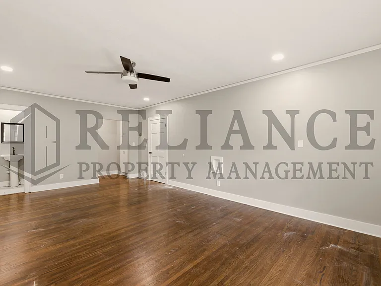 101 N Belmont Ave — Photo 30