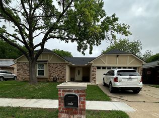 2317 Springridge Dr, Arlington, TX 76014