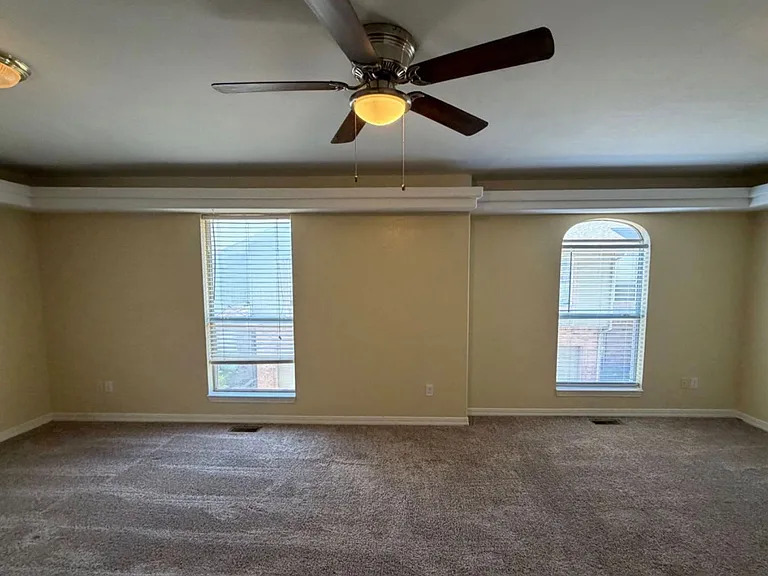 3811 N Asbury Ave #B — Photo 2