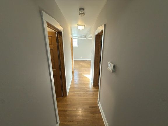 4th image of 2147 W Lunt Ave #G