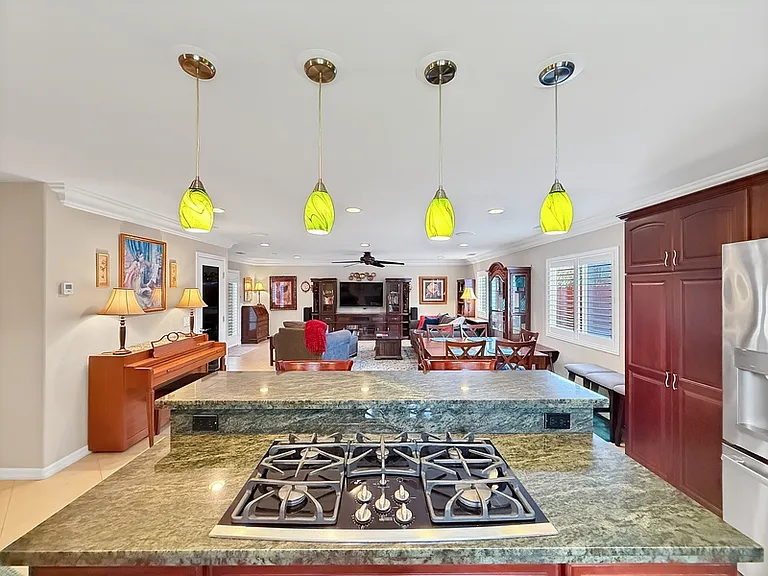 13813 Powers Rd — Photo 4