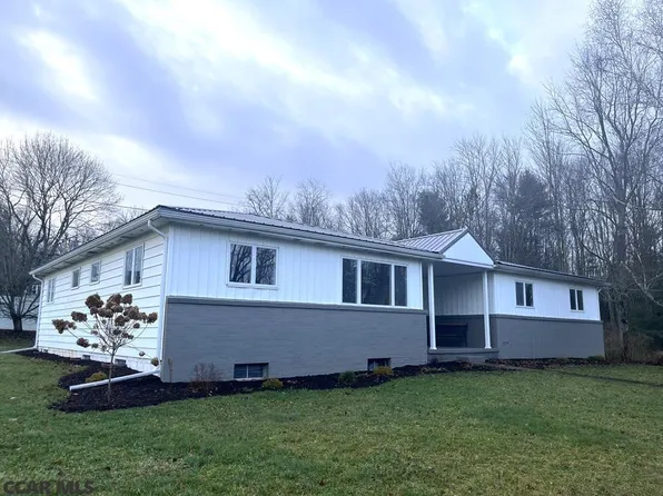 206 Kathy St, Philipsburg, PA 16866