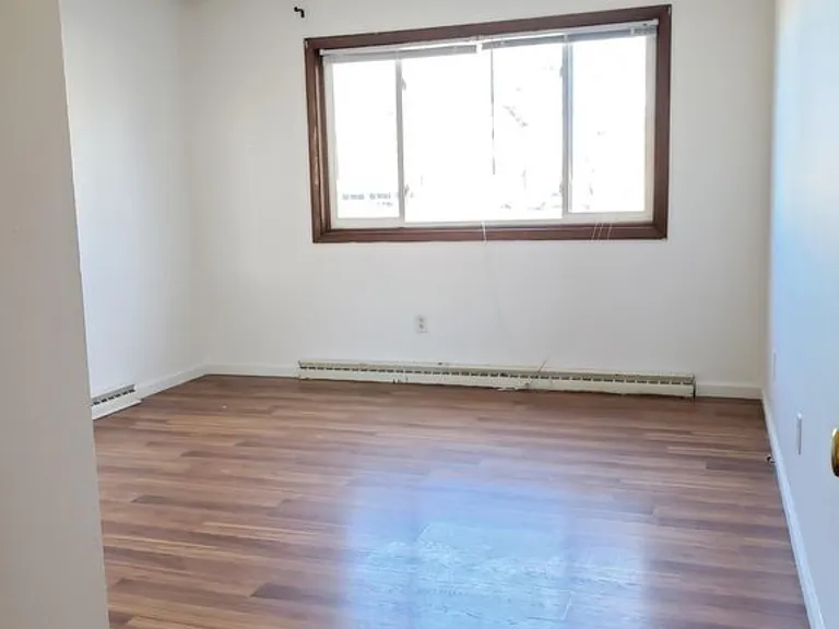 2312 W Lawrence Ave #4 — Photo 2