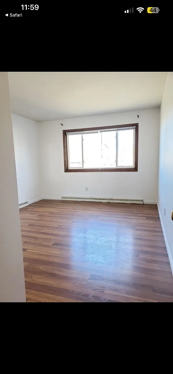 Building Photo - 2312 W Lawrence Ave #4